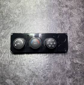 1n6a07bx7n206462 Nissan 2004-2007 Titan Armada Front Ac Climate Control Temperature Oem