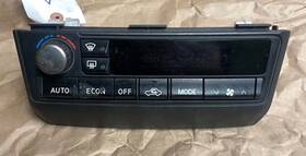 Nissan 275005y800 2001-2003 Maxima A/c Heater Temperature Climate Control Unit Oem