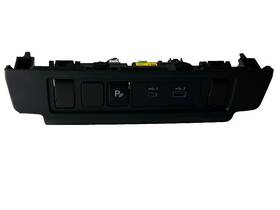 9he1a Nissan 284h3 2021 - 2024 Kicks Dual Usb Outlet Trim Bezel Unit Oem