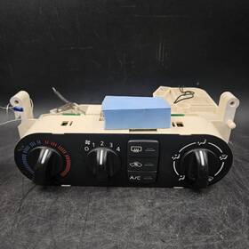 Nissan 40161750110280 2000-2006 Sentra A/c Ac Heater Temperature Climate Control Oem