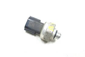 Nissan 4dr 1.6 2005 - 2013 Versa Air Conditioning Line High Pressure Sensor Oem