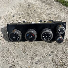 Nissan 4saq002202 2006-2007 Armada Climate Control Heater Ac Panel Oem