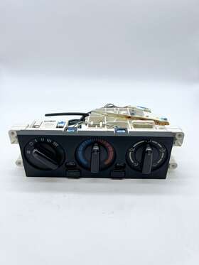 8707 Nissan 1999-2003 Pathfinder Se Xe A/c Temperature Heat Climate Control Unit Oem