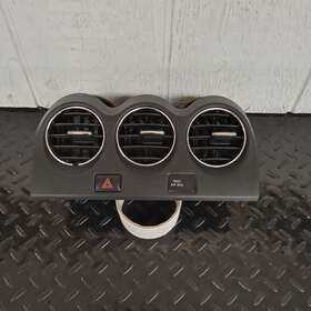 Nissan E771-5111e100 Oem 2007 - 2012 Altima Center Dash Air Vents