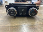 08-11 Nissan Armada Rear Roof Climate Temperature Control 27511-ZQ00B Oem. Fixed Price $30.00.